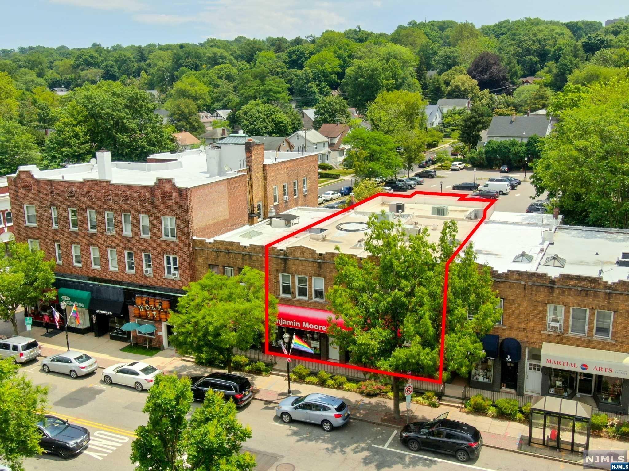 333-335 Broad Avenue,Leonia, NJ 07605