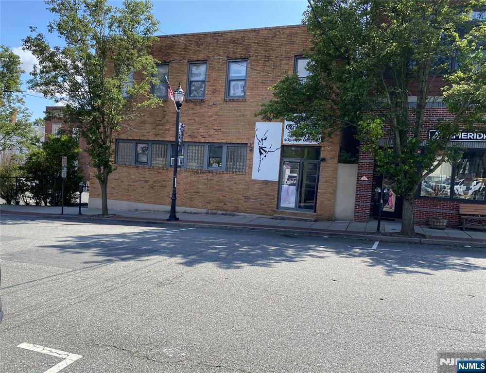 28 Glen Road,Rutherford, NJ 07070