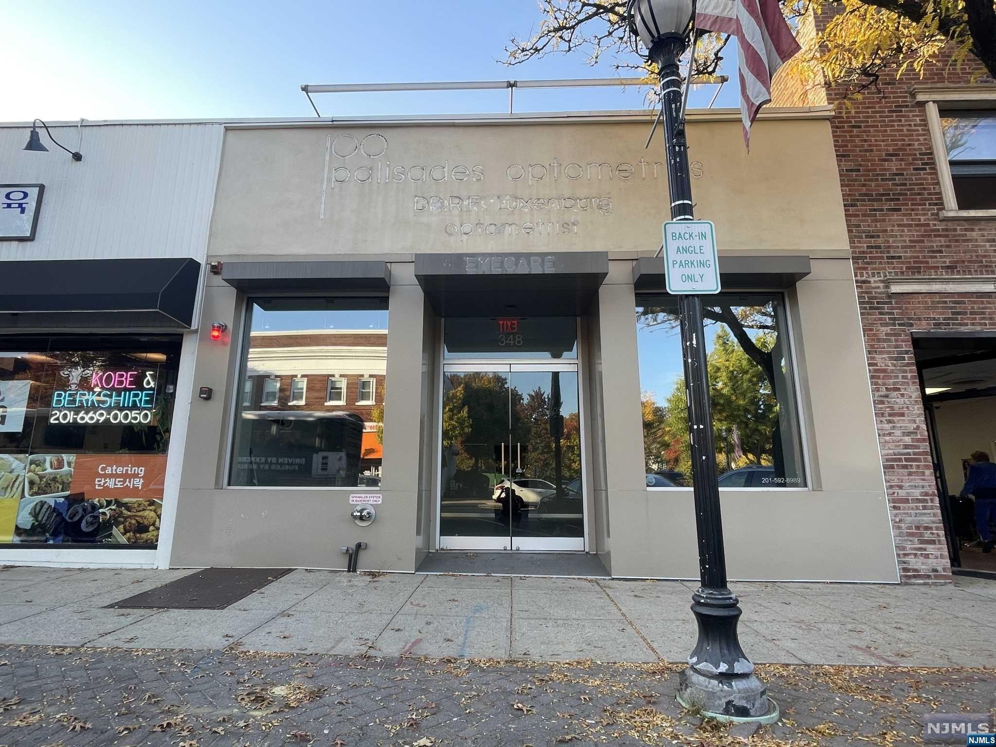 348 Broad Avenue,Leonia, NJ 07605