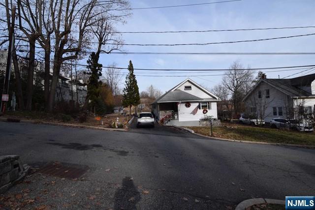 28 Adams Terrace,Clifton, NJ 07013