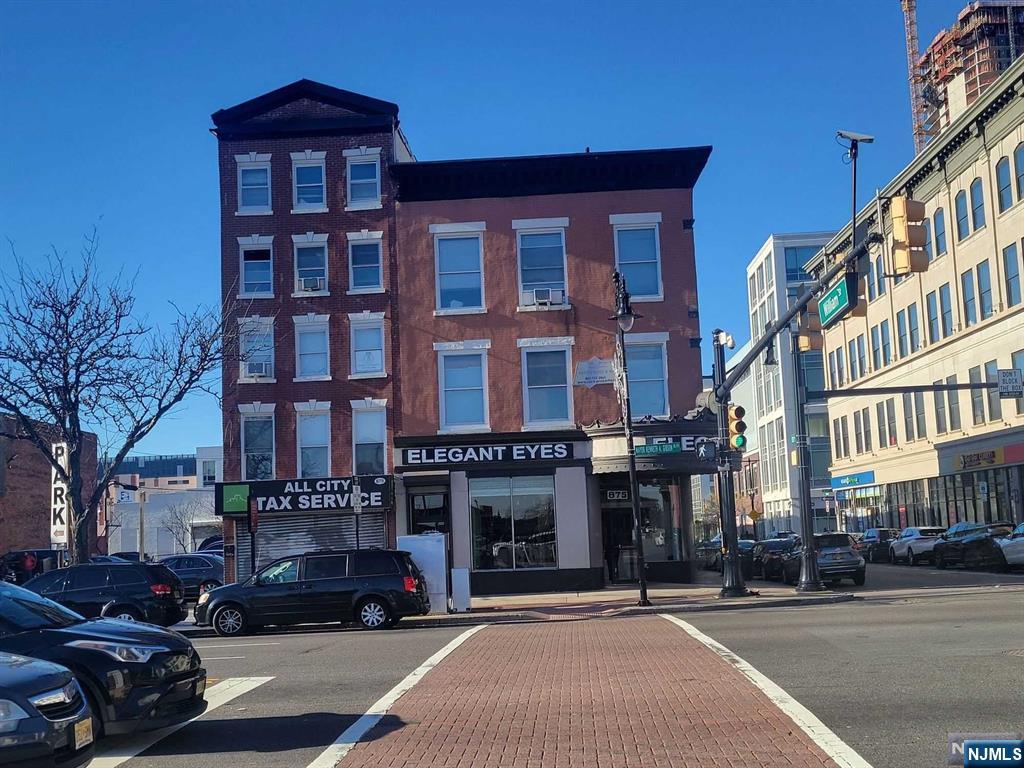 875-877 Broad Street,Newark, NJ 07102