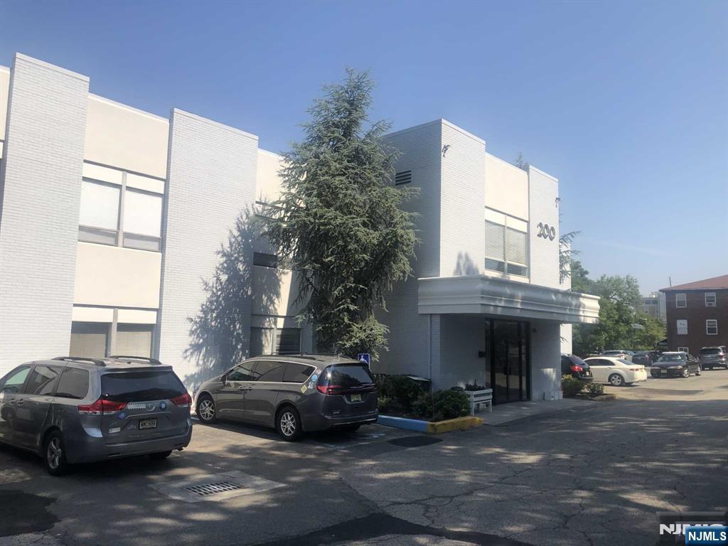 200 Engle Street,Englewood, NJ 07631