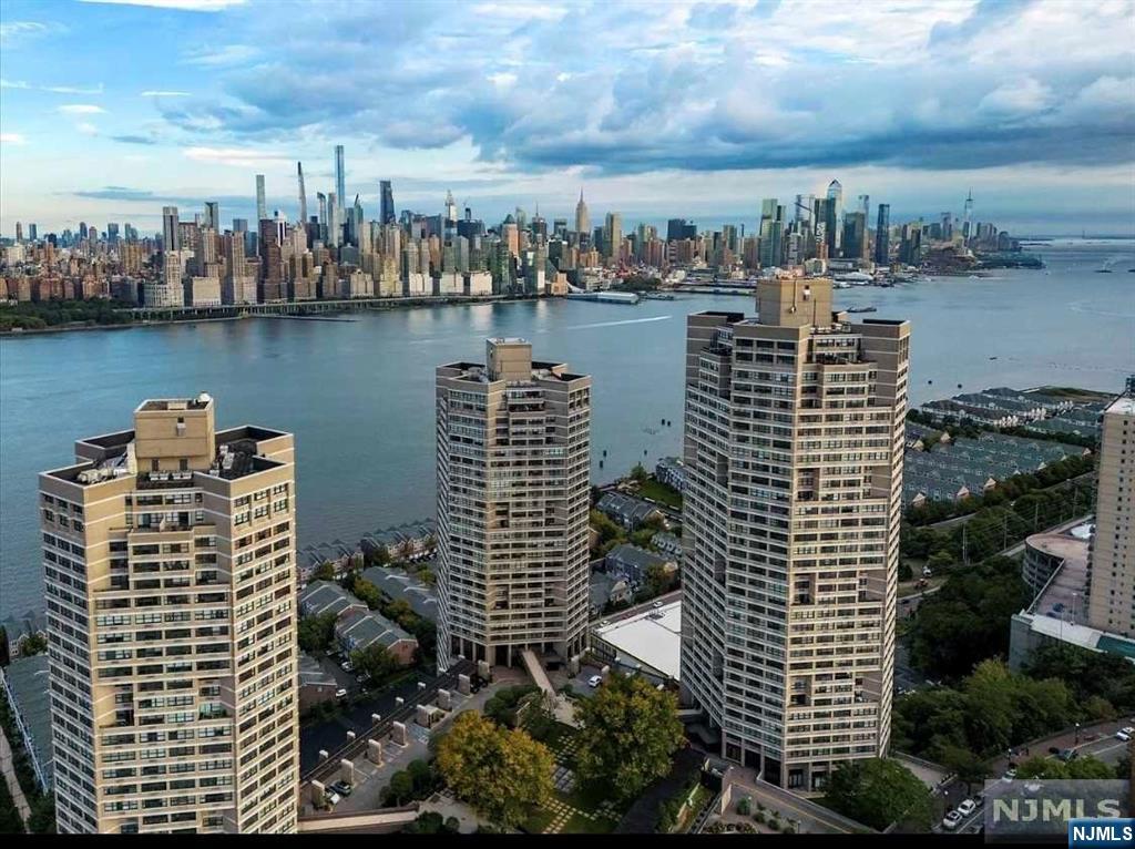 7000 Boulevard East ,Guttenberg, NJ 07093