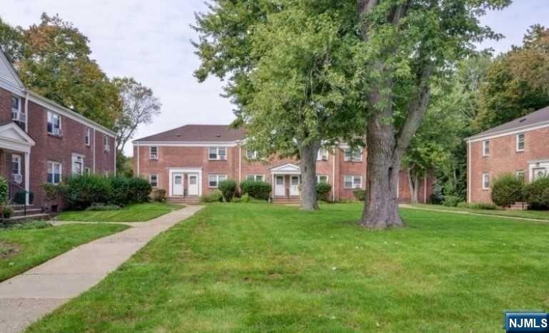 180 Central Avenue,Englewood, NJ 07631