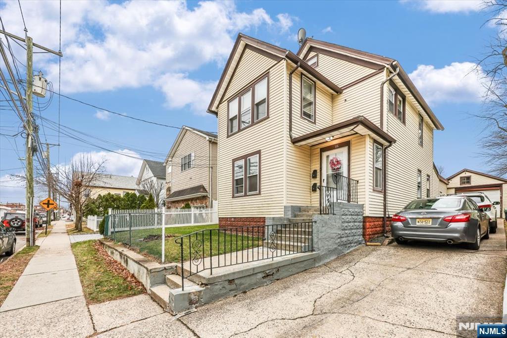 86 Main Street,Bergenfield, NJ 07621