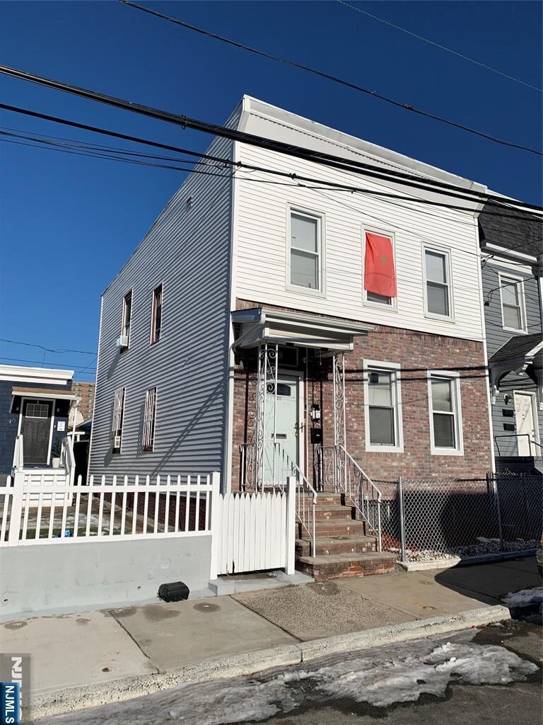 38 Arverne Terrace,Irvington, NJ 07111