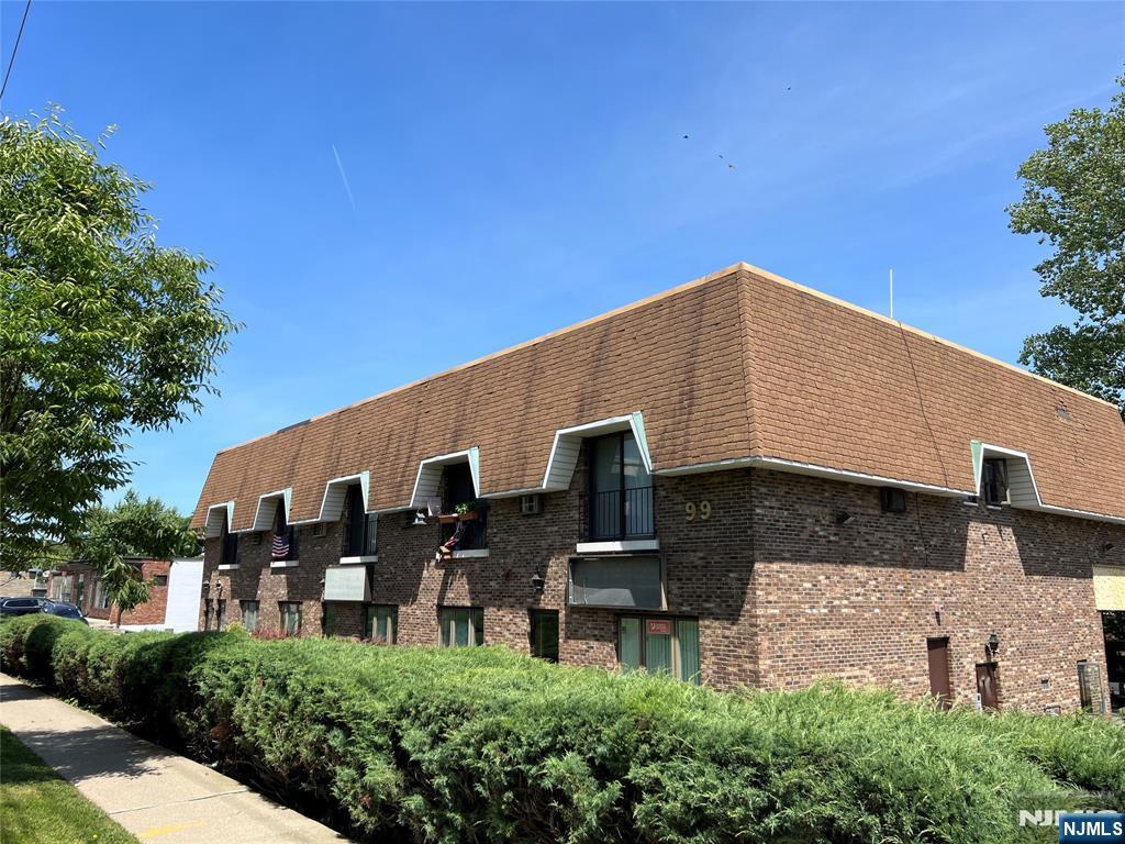 99 Kinderkamack Road,Emerson, NJ 07630