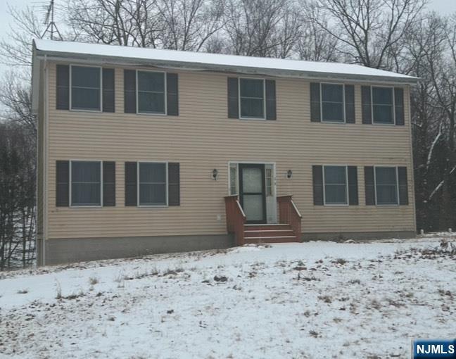16 Crest Road,Sussex, NJ 07461