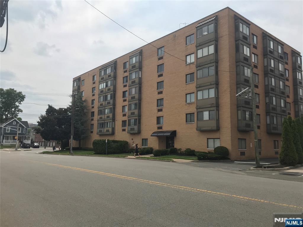 5 Linden Street,Hackensack, NJ 07601