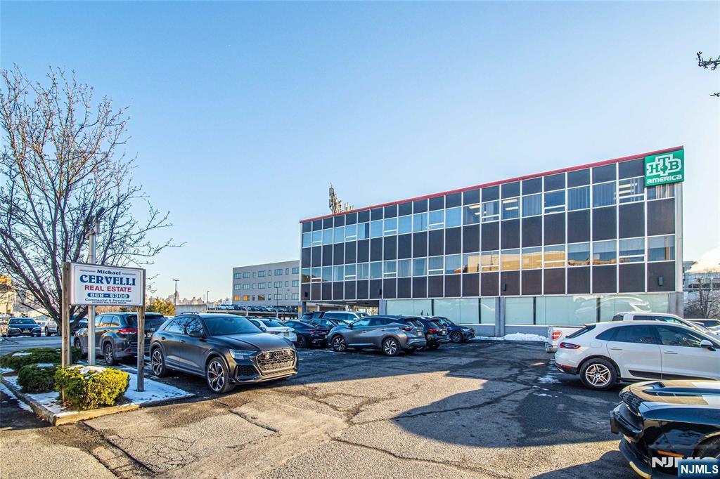 1 Marine Road,North Bergen, NJ 07047