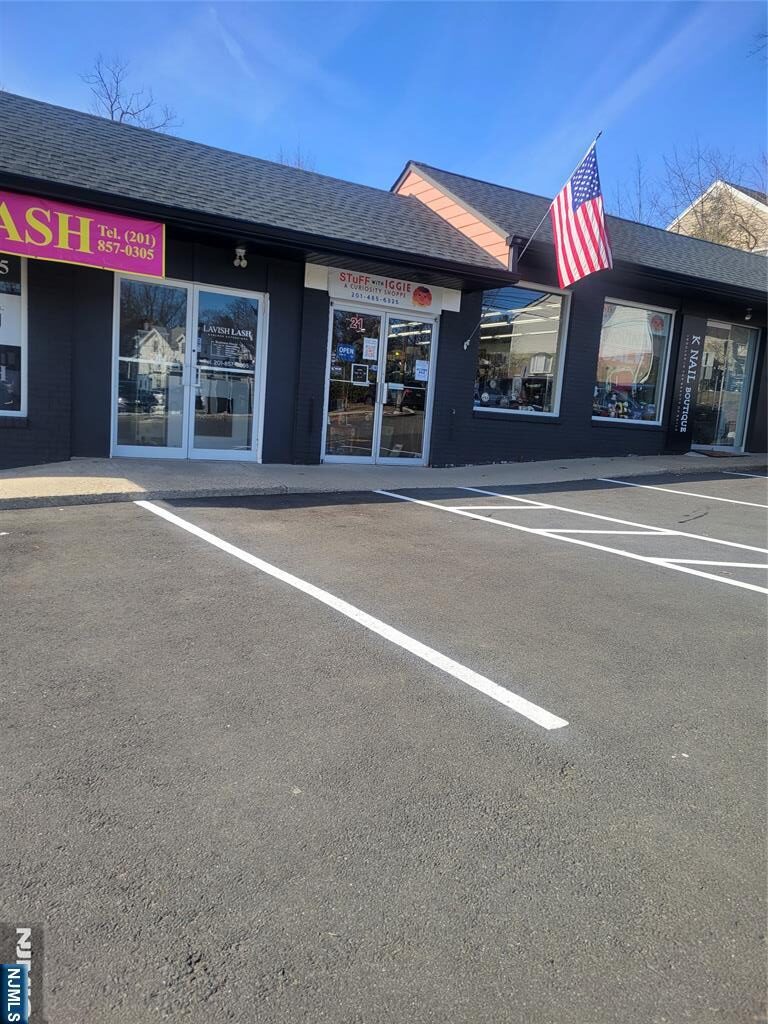 21 Van Blarcom Avenue,Midland Park, NJ 07432