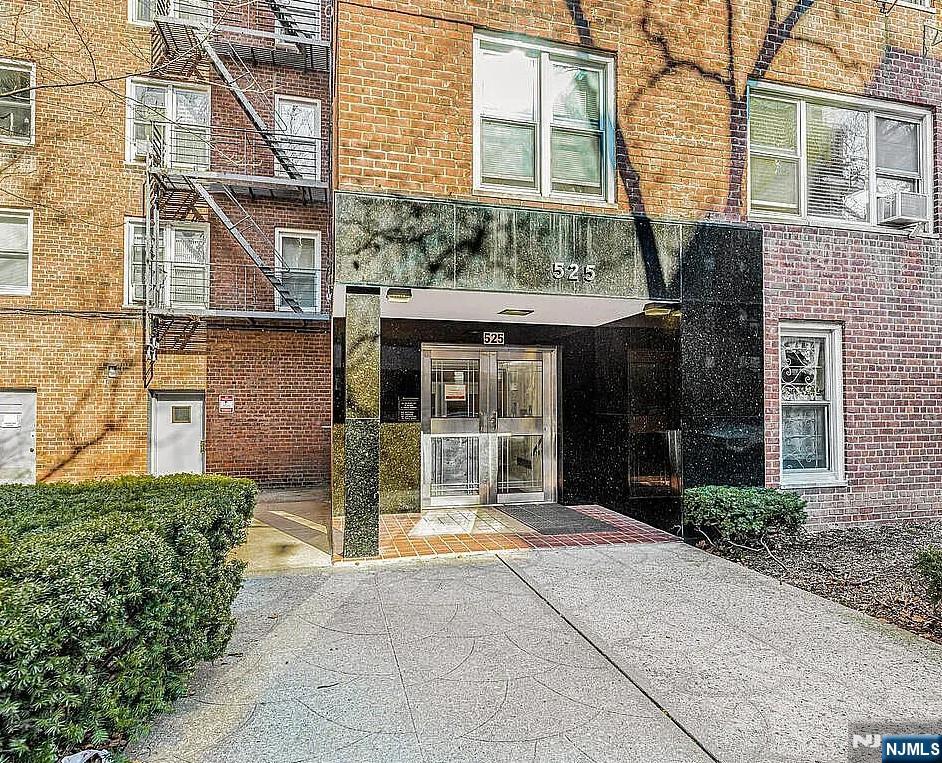 525 236 Street,Bronx, NJ OTHER