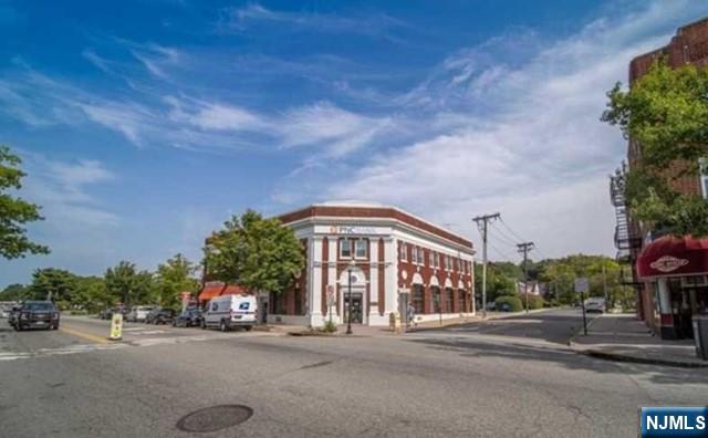 353 Broad Avenue,Leonia, NJ 07605