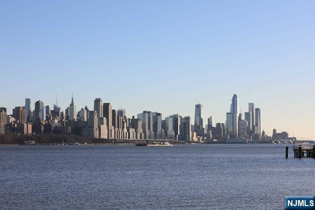 331 Promenade ,Edgewater, NJ 07020