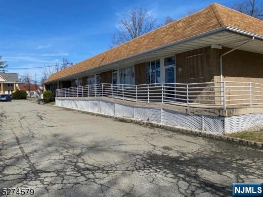 24 Little Falls ,Fairfield, NJ 07004