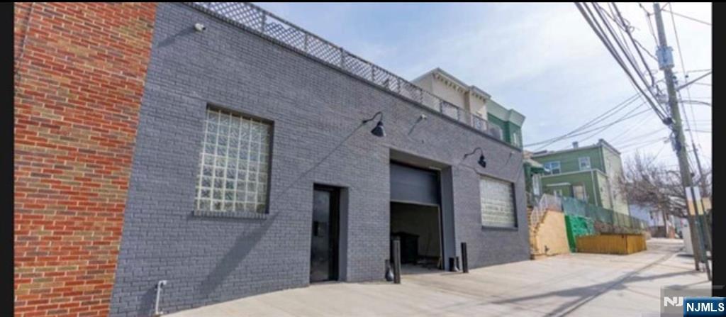 910 Grand Avenue,North Bergen, NJ 07047