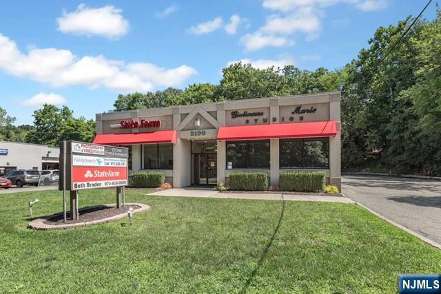 2190 Paterson Hamburg ,Wayne, NJ 07470