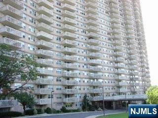 555 North Avenue,Fort Lee, NJ 07024