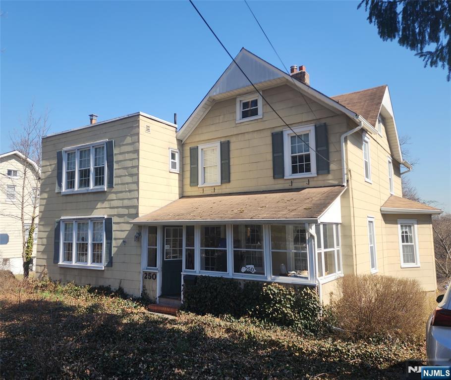 250 Kinderkamack Road,River Edge, NJ 07661