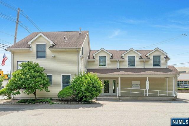 804 Franklin Avenue,Franklin Lakes, NJ 07417