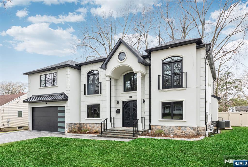88 Benton Road,Paramus, NJ 07652