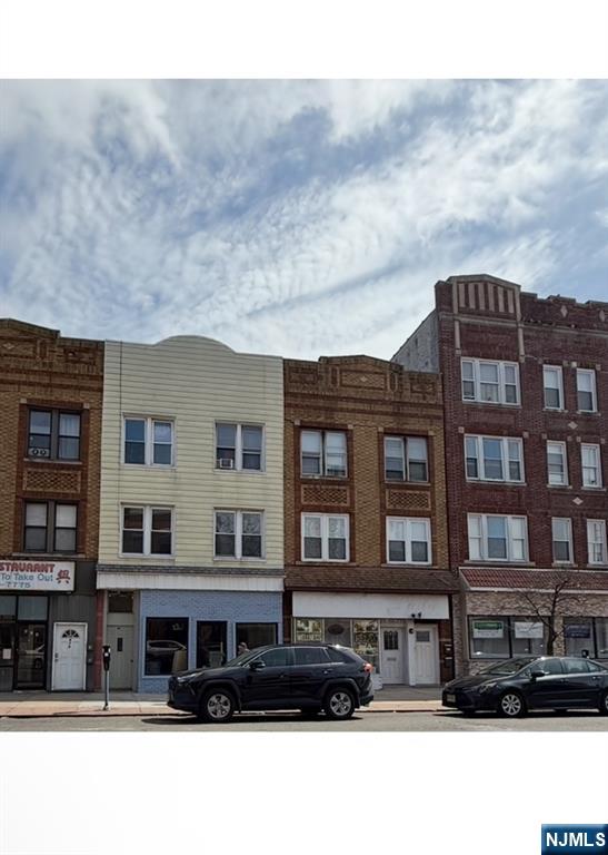 872 Broadway ,Bayonne, NJ 07002