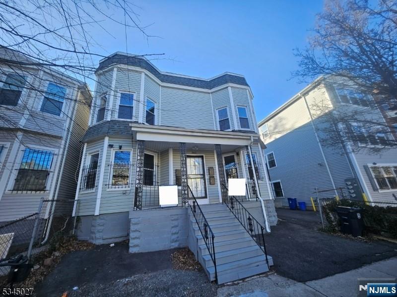 267 8th Street,Newark, NJ 07103