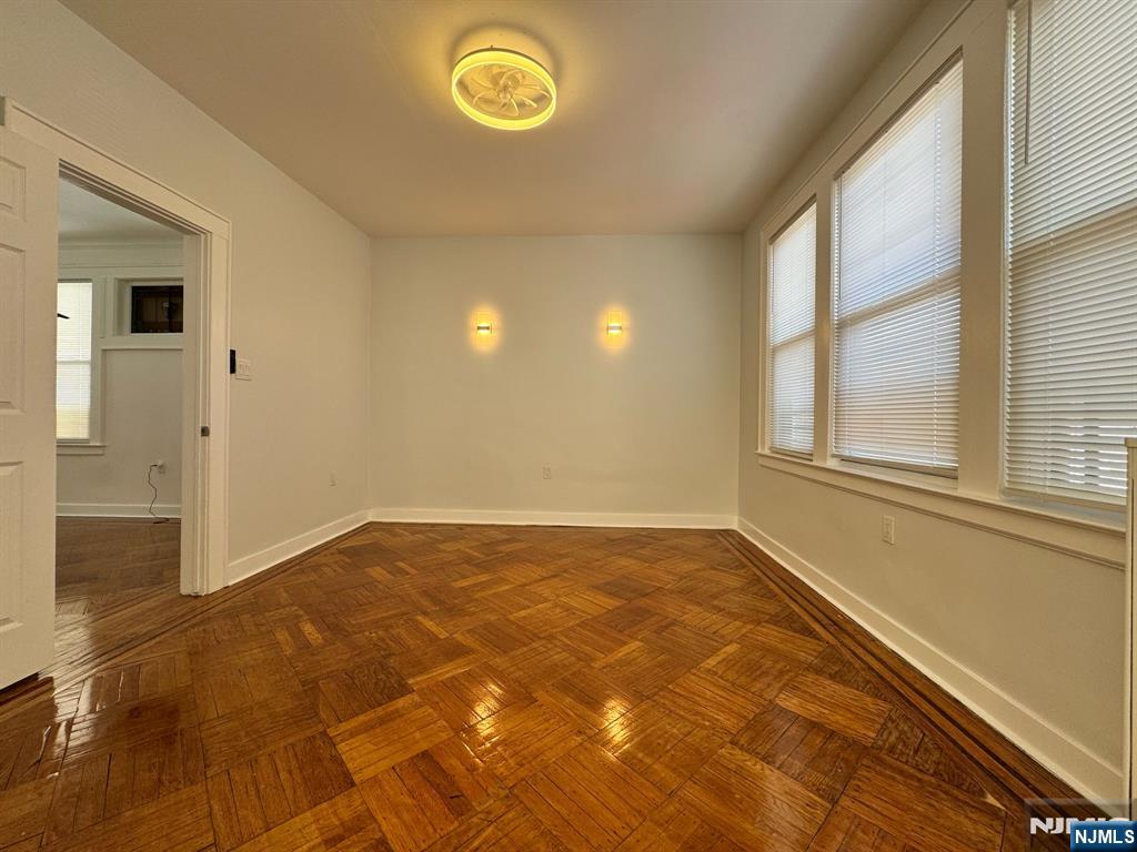 761 16th Street,Newark, NJ 07103