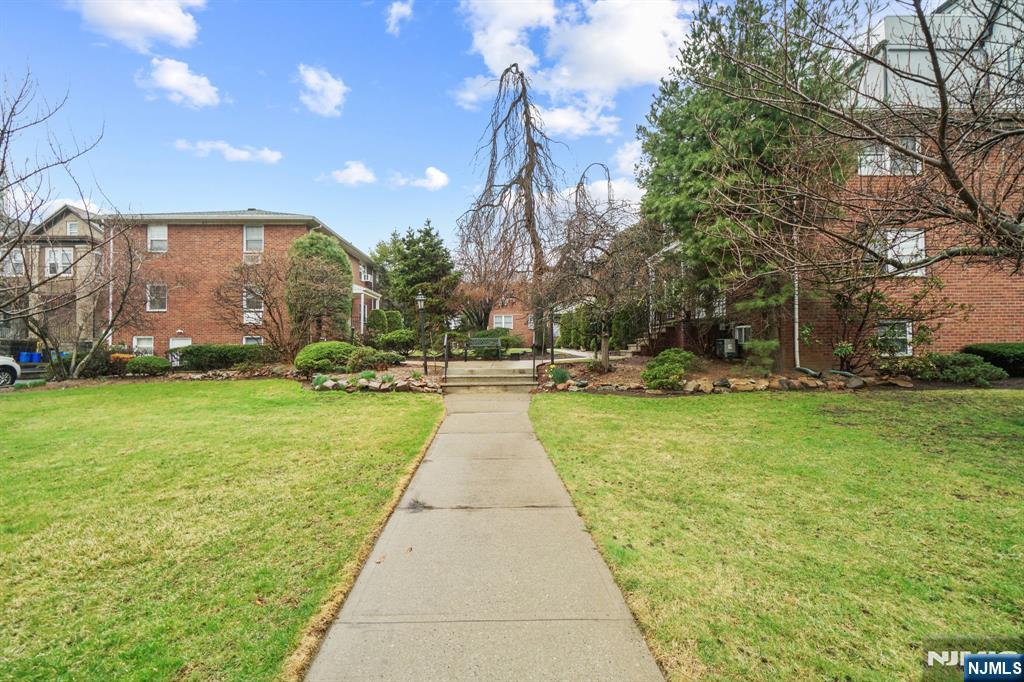 234 Columbia Avenue,Fort Lee, NJ 07024