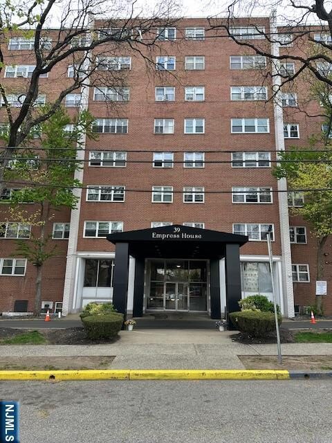 39 39th Street,Paterson, NJ 07514