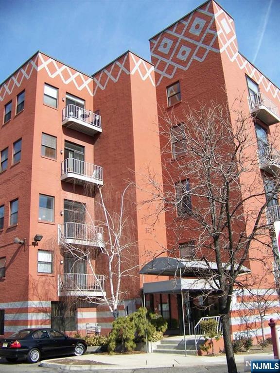 840 River ,Edgewater, NJ 07020