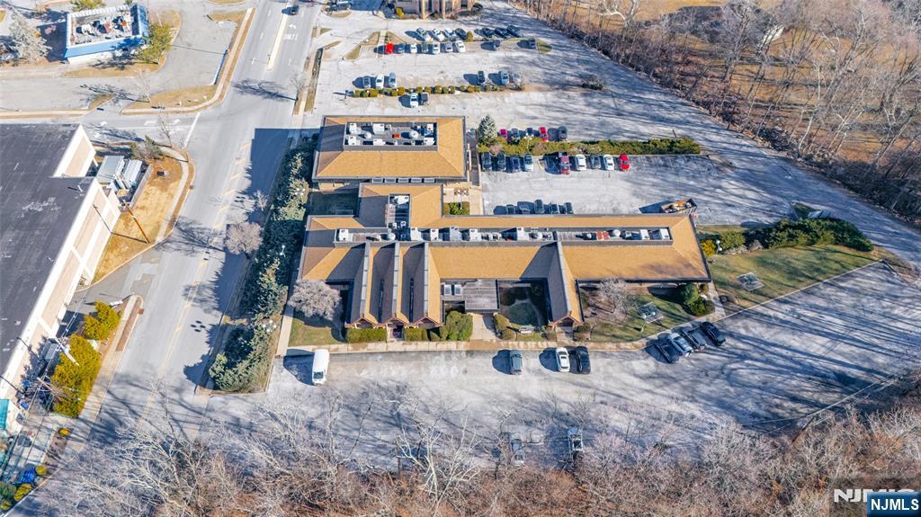 9 Post Road,Oakland, NJ 07436