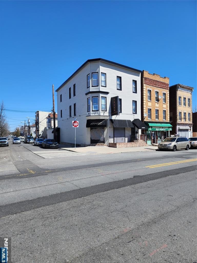 415 Central ,Newark, NJ 07018