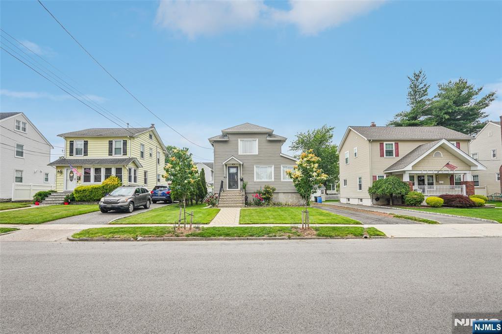 238 Paterson Avenue,Hasbrouck Heights, NJ 07604