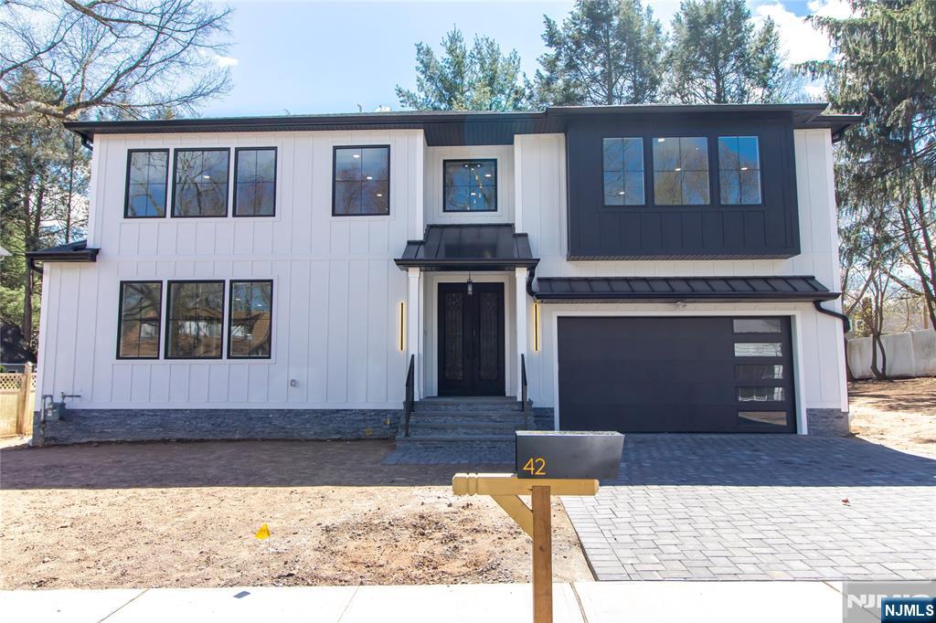 42 Harvey Street,Closter, NJ 07624