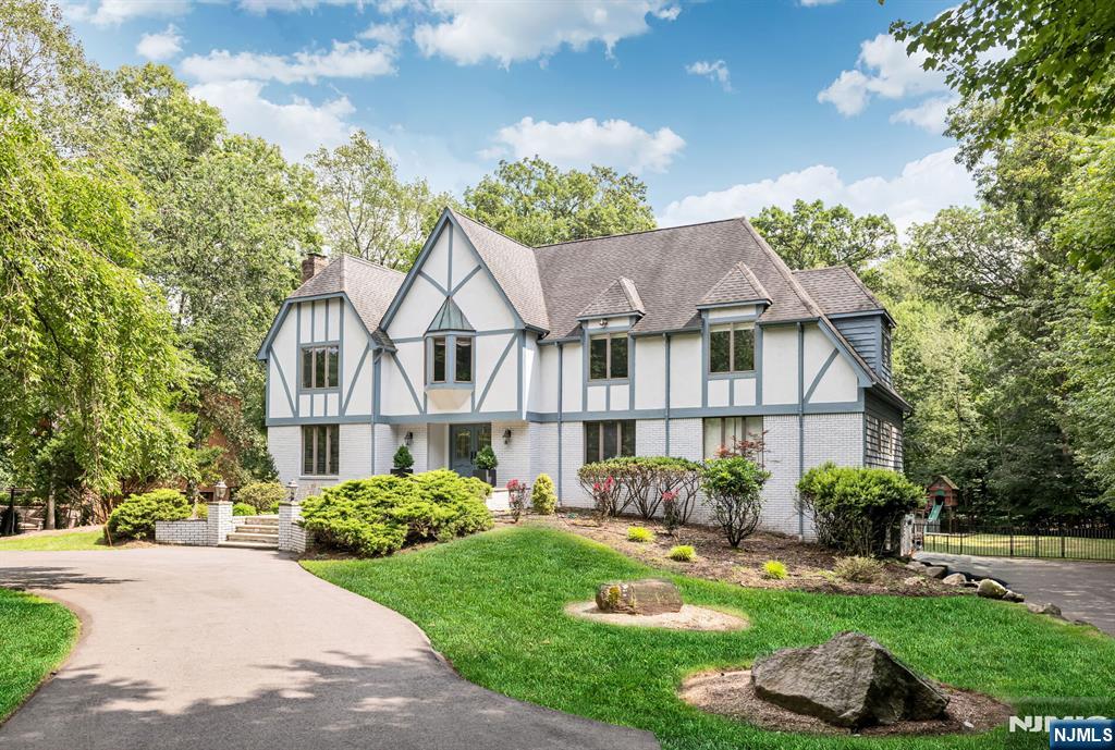 103 Macintyre Lane,Allendale, NJ 07401