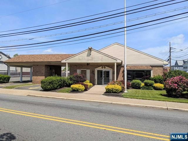 93 Main Avenue,Wallington, NJ 07057