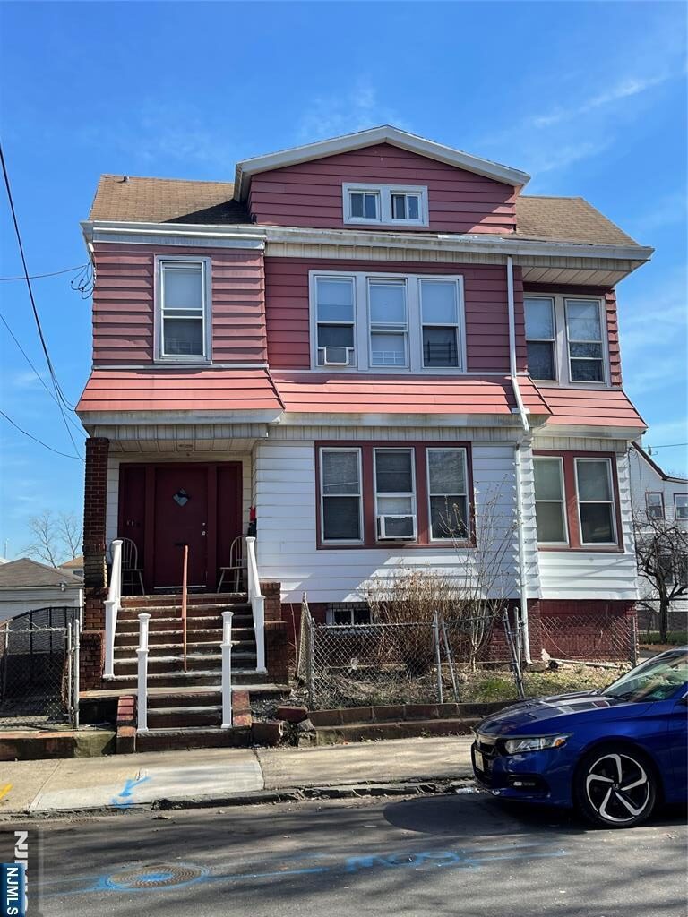 282 Ridgewood ,Newark, NJ 07112