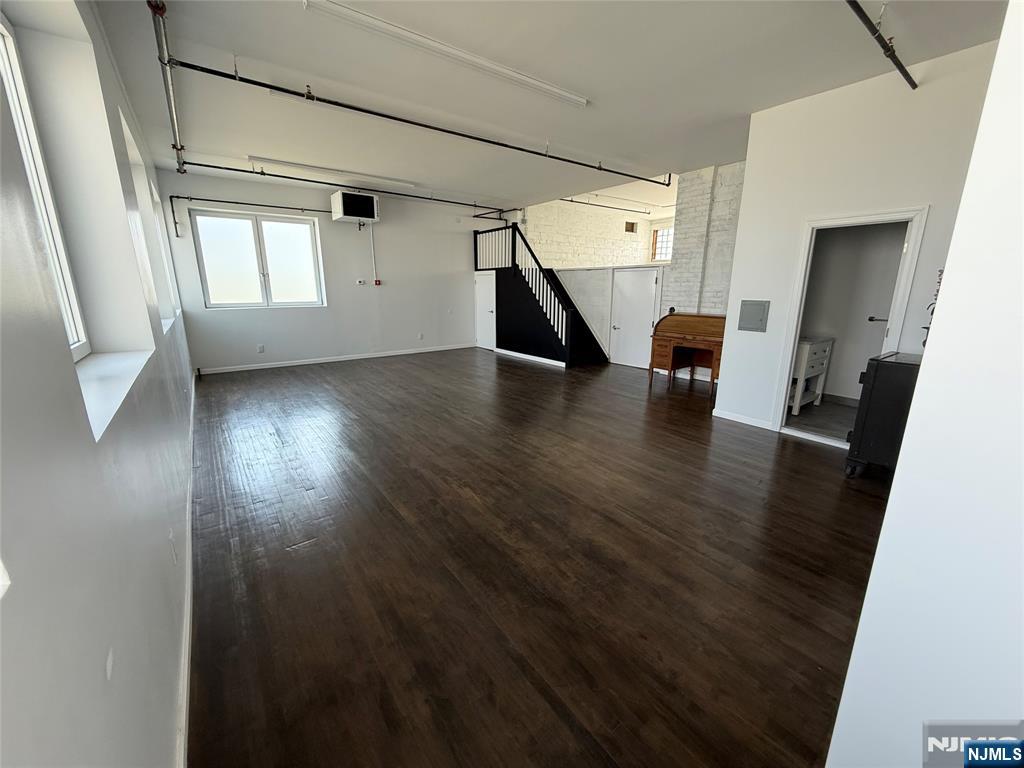 38 Garfield Avenue,Garfield, NJ 07026