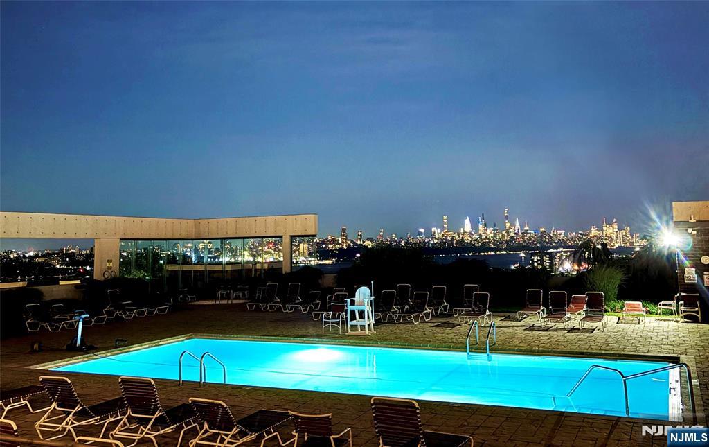 200 Old Palisade Road,Fort Lee, NJ 07024