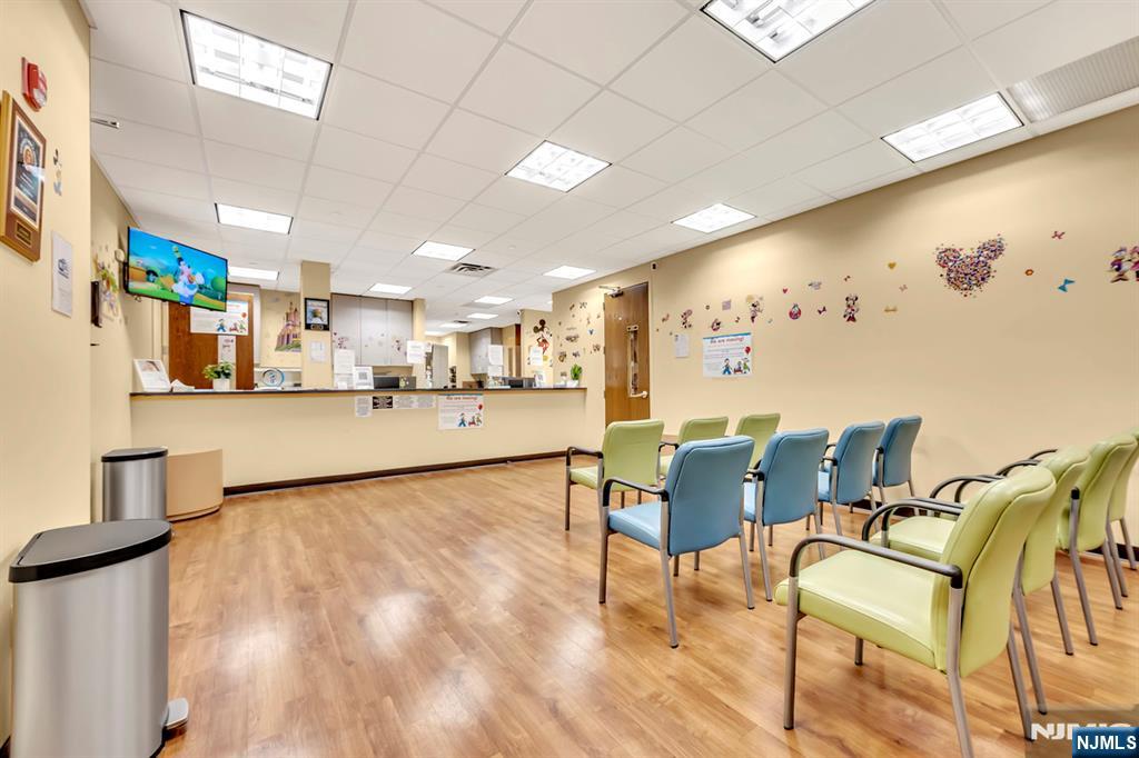 690 Kinderkamack Road,Oradell, NJ 07649