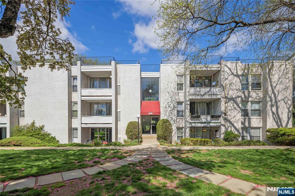 448 River ,Nutley, NJ 07110