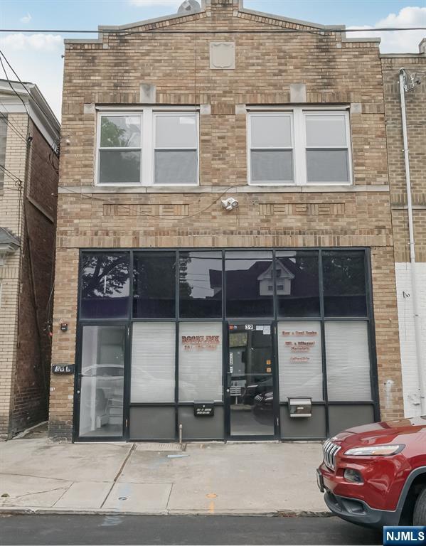 39 Fort Lee Road,Bogota, NJ 07603