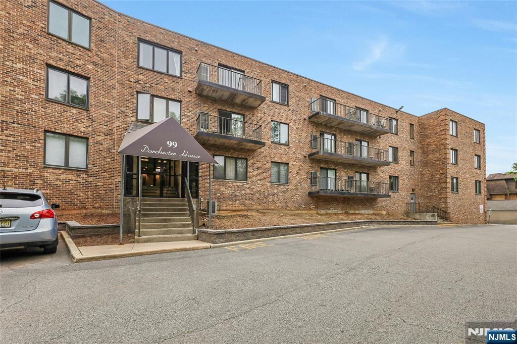99 Teaneck Road,Ridgefield Park, NJ 07660