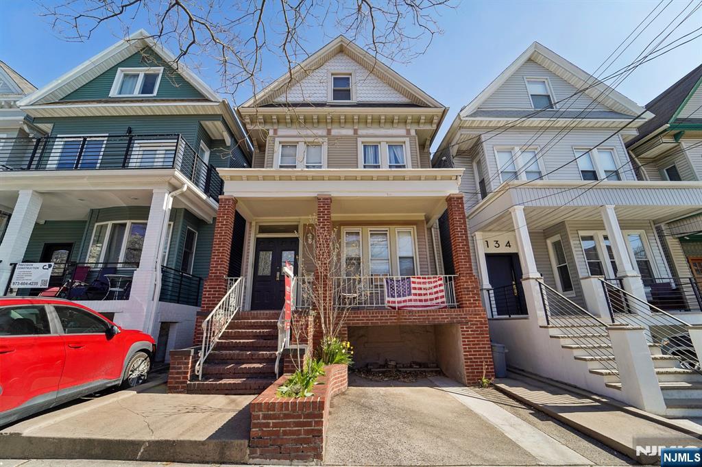 136 Shippen Street,Weehawken, NJ 07086