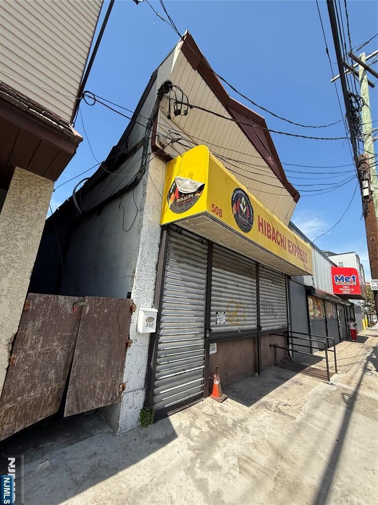 508 Ferry Street,Newark, NJ 07105