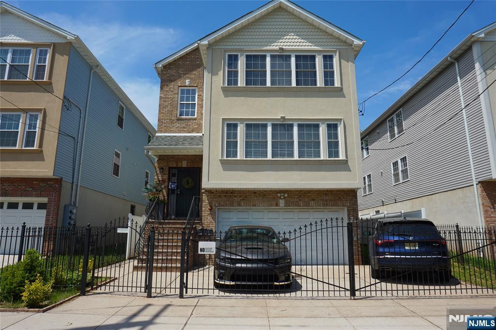 281 Morris Avenue,Newark, NJ 07103