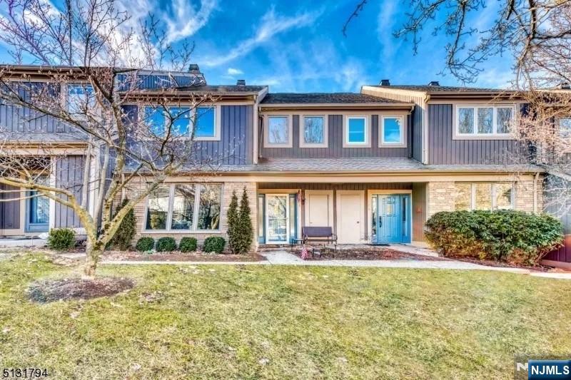 587 Glasmere Road,Mahwah, NJ 07430