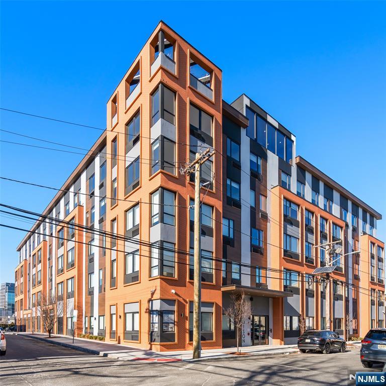 39 Madison Street,Newark, NJ 07108