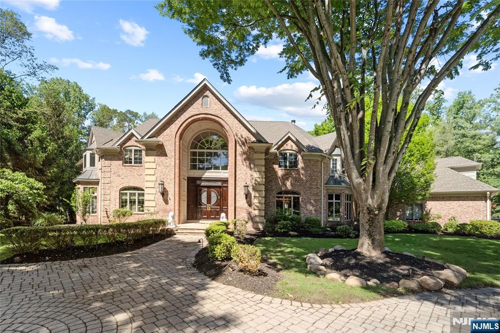 14 Stewart Court,Old Tappan, NJ 07675